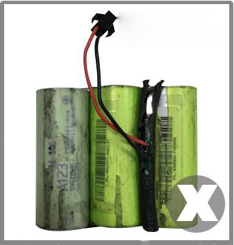 Thay pin đèn năng lượng mặt trời